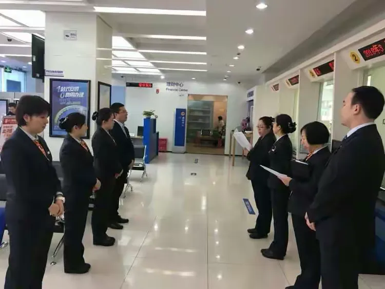 波尔图内部会议纪要流出：集结日再遭质疑，意大利杯使命明确，医务组通报恢复的简单介绍-爱游戏娱乐网站