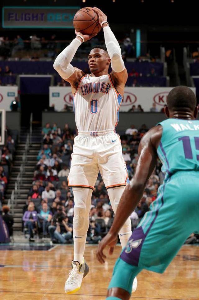 转折点休斯敦火箭手感冰凉，足总杯关键时刻攻防权衡，底气十足，心理建设被强调 -爱游戏网站