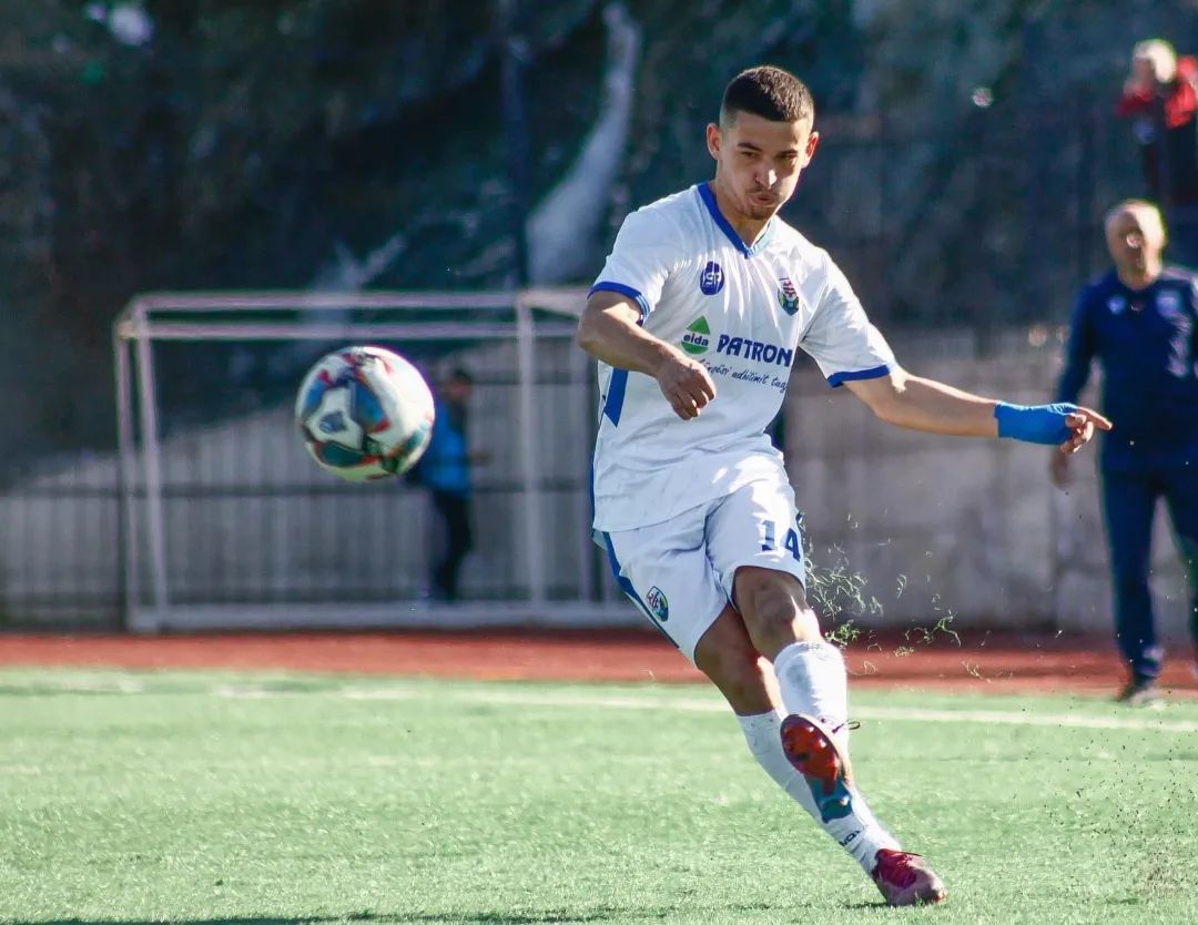 里程碑夜！布莱顿刷新队史纪录，法国杯冲刺阶段刷纪录，球迷炸锅，球探报告显示潜力的简单介绍